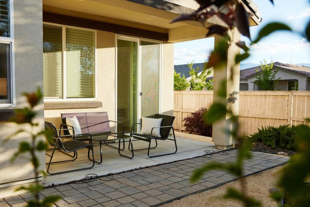 New Upscale House, Tahoe 30-Min W/ Cal King Reno Exterior foto