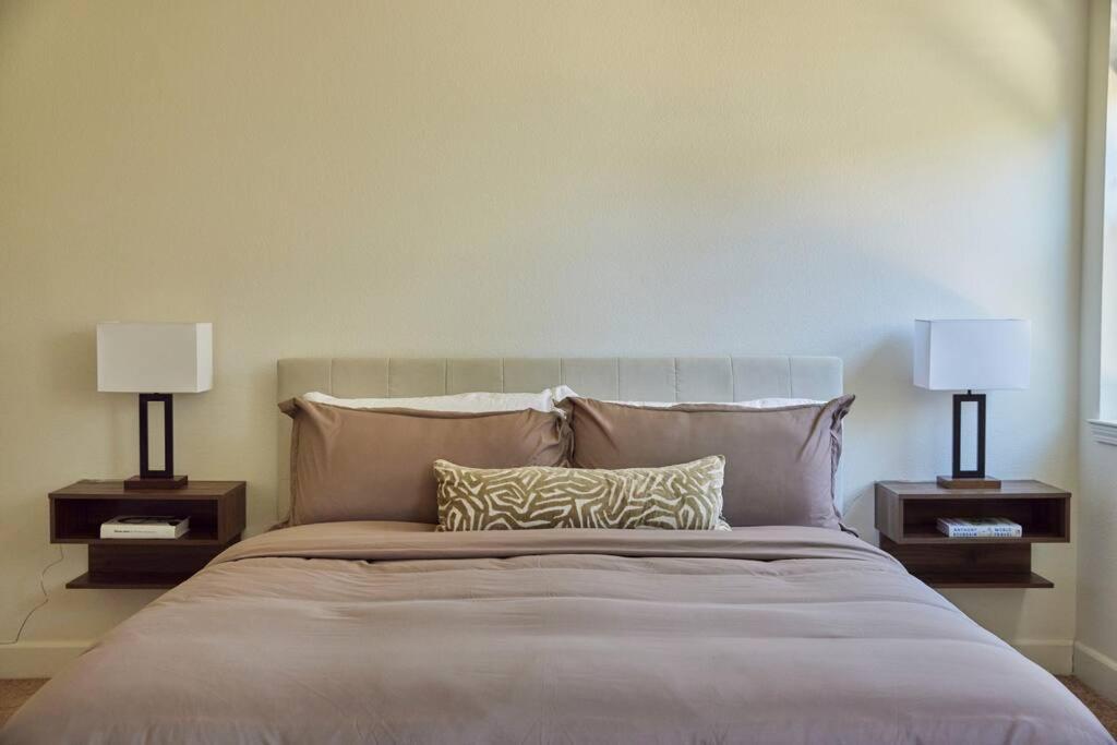 New Upscale House, Tahoe 30-Min W/ Cal King Reno Exterior foto