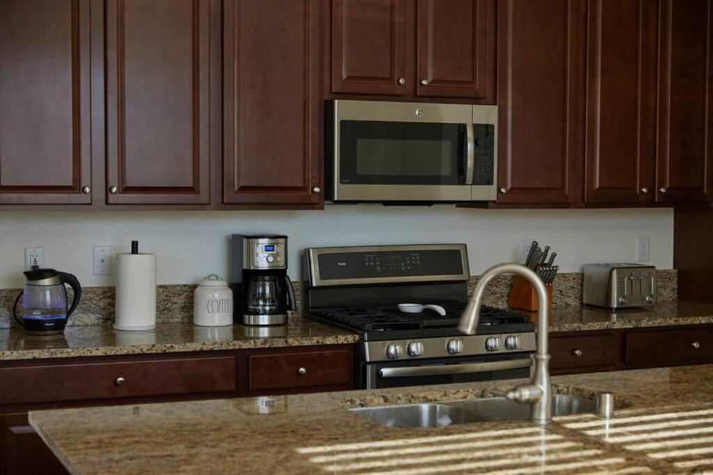 New Upscale House, Tahoe 30-Min W/ Cal King Reno Exterior foto