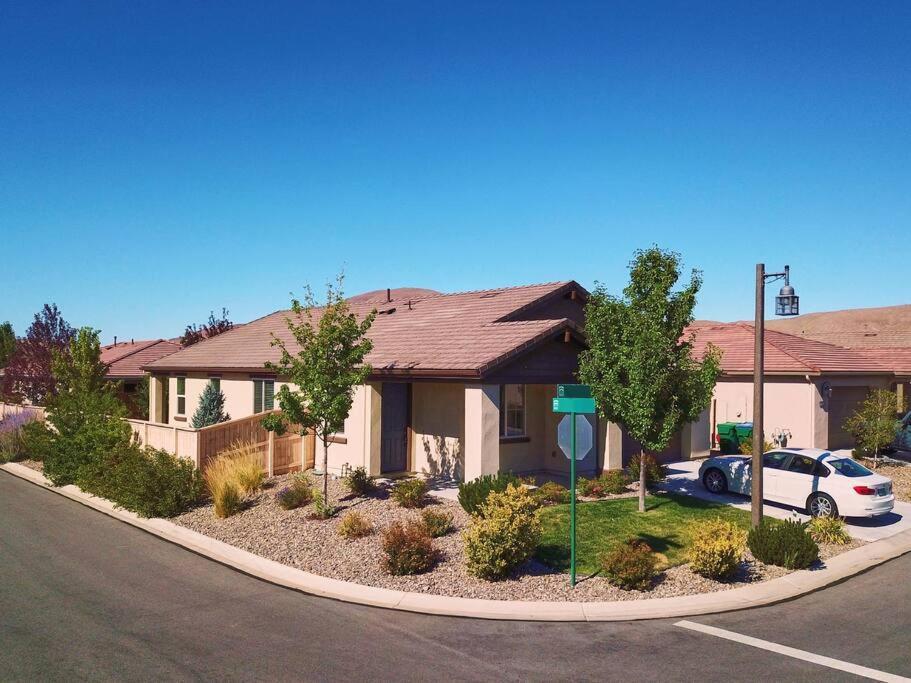 New Upscale House, Tahoe 30-Min W/ Cal King Reno Exterior foto